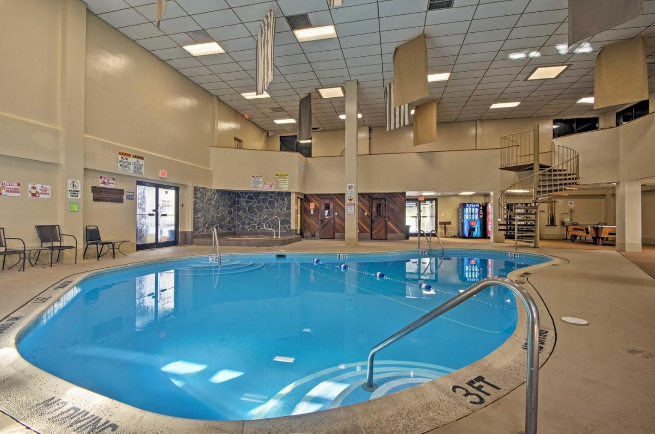Beech Mountain Resort Condo With Pool Access And Views エクステリア 写真