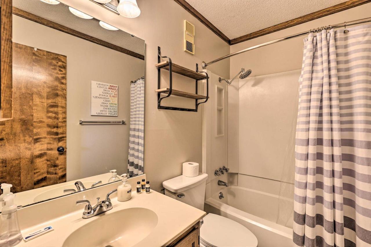 Beech Mountain Resort Condo With Pool Access And Views エクステリア 写真