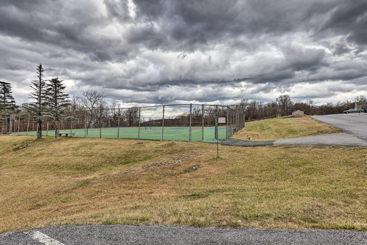 Beech Mountain Resort Condo With Pool Access And Views エクステリア 写真